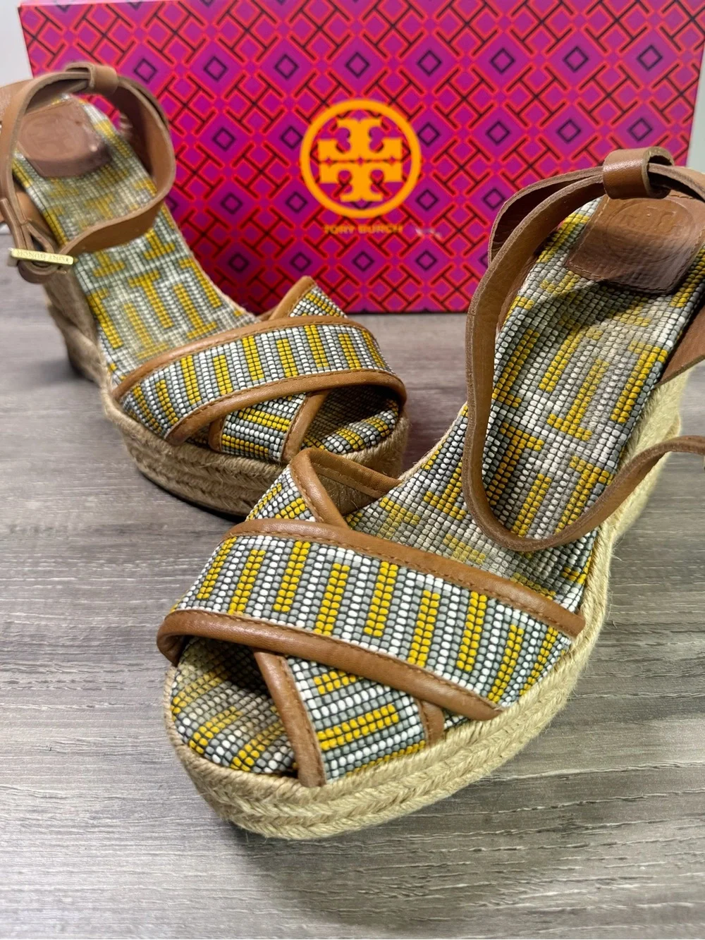 Tory Burch Florian Wedge Espadrille Platform Criss cross sandals size 8 $299